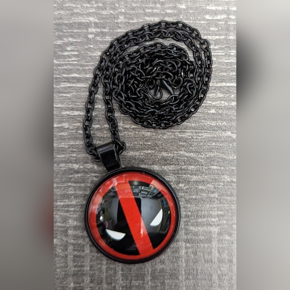 Marvel Deadpool Mask Necklace, NWOT - Picture 2 of 3